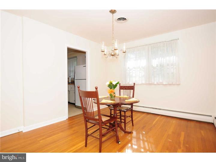 175 Dayleview Road Berwyn, PA 19312 - Photo 10 of 25 Dining Room