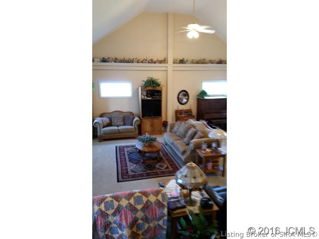 2512 Poplar Ridge Lane Madison, IN 47250 - Photo 5 of 24