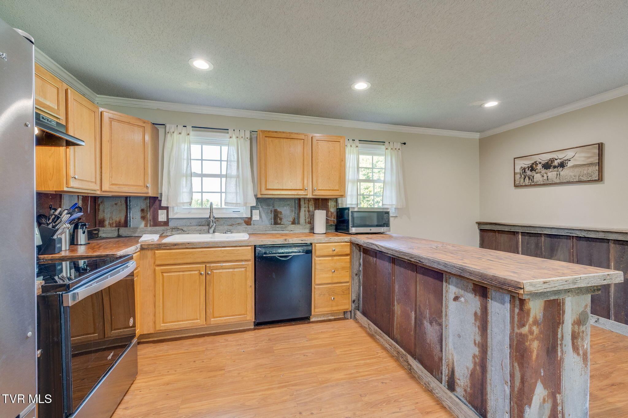 250 Riggs Road Watauga, TN 37694 - Photo 13 of 38 012