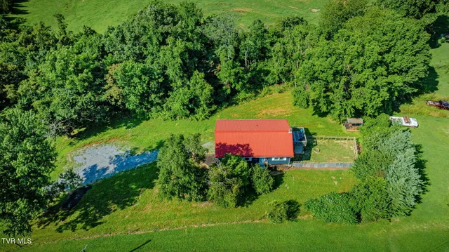 $299,000 | 250 Riggs Road, Watauga, TN 37694