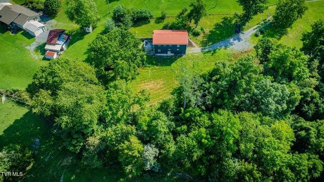 $299,000 | 250 Riggs Road, Watauga, TN 37694