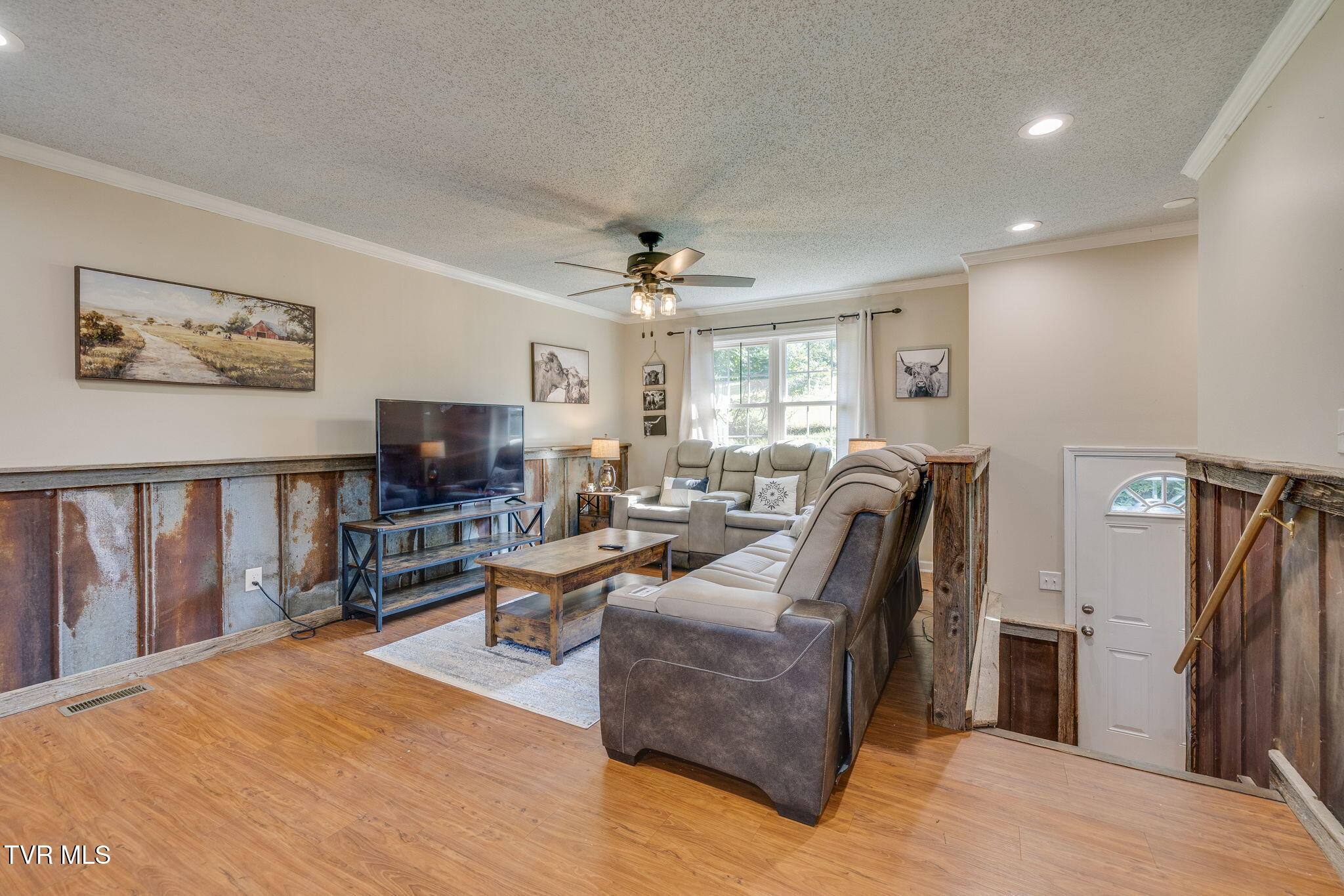 250 Riggs Road Watauga, TN 37694 - Photo 6 of 38 005