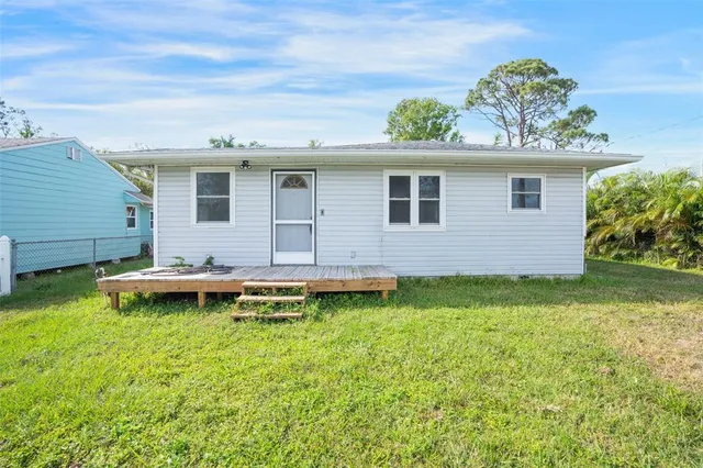 $339,000 | 208 36th Street West, Bradenton, FL 34205