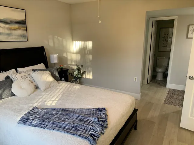 $2,550 | Pine Island Ridge, Davie, FL 33324