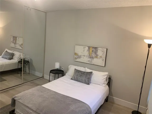 $2,550 | Pine Island Ridge, Davie, FL 33324