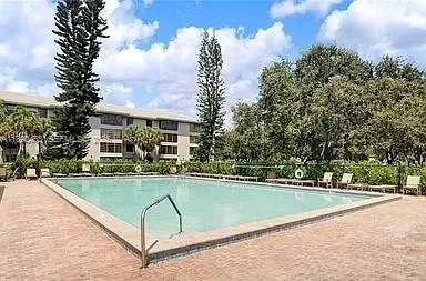 $2,550 | Pine Island Ridge, Davie, FL 33324