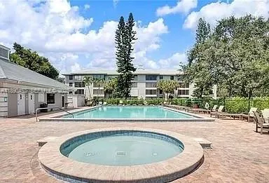 $2,550 | Pine Island Ridge, Davie, FL 33324