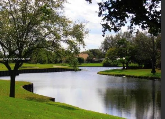 $2,550 | Pine Island Ridge, Davie, FL 33324