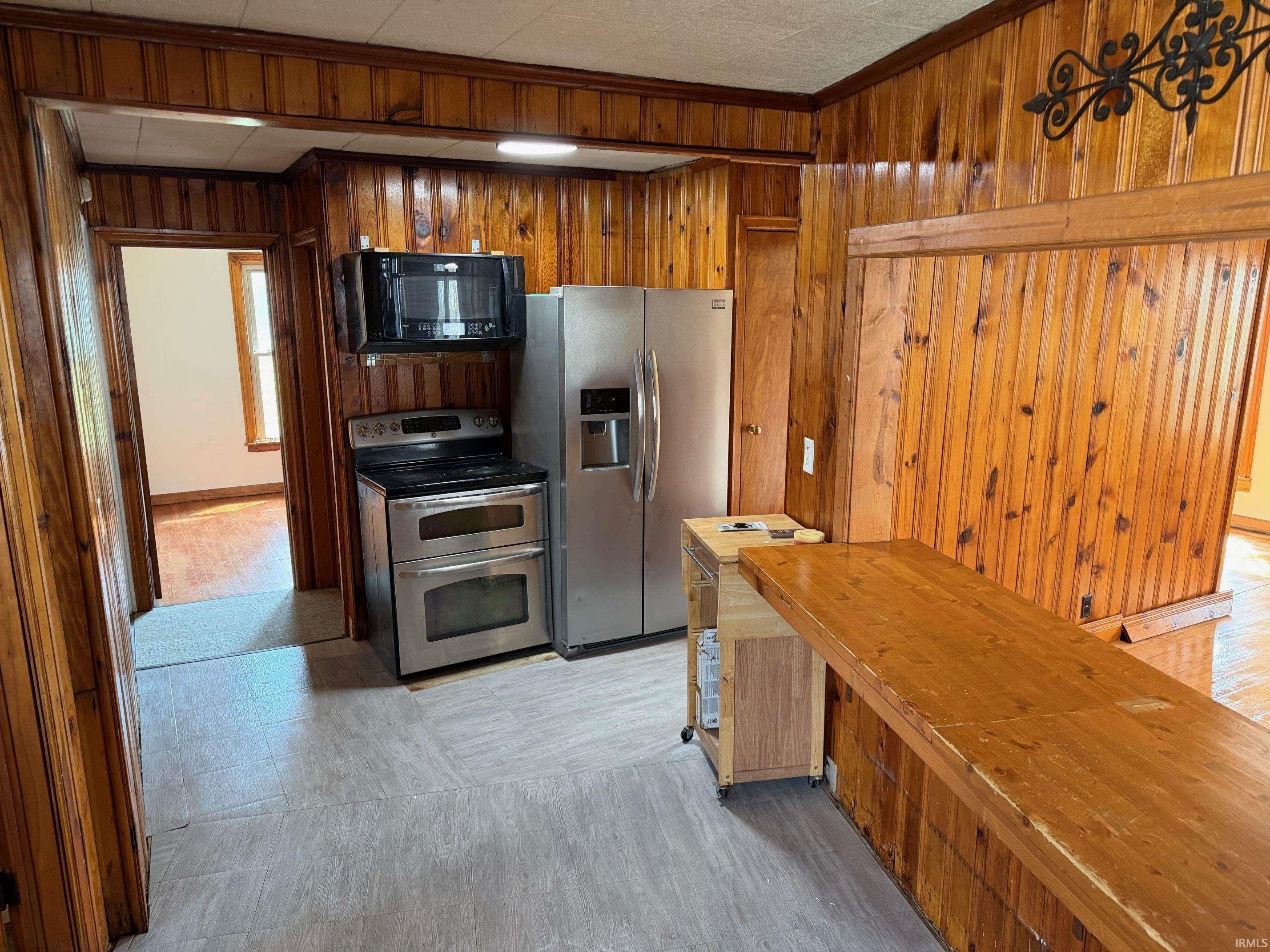 17798 Main Street Tyner, IN 46572 - Photo 3 of 21