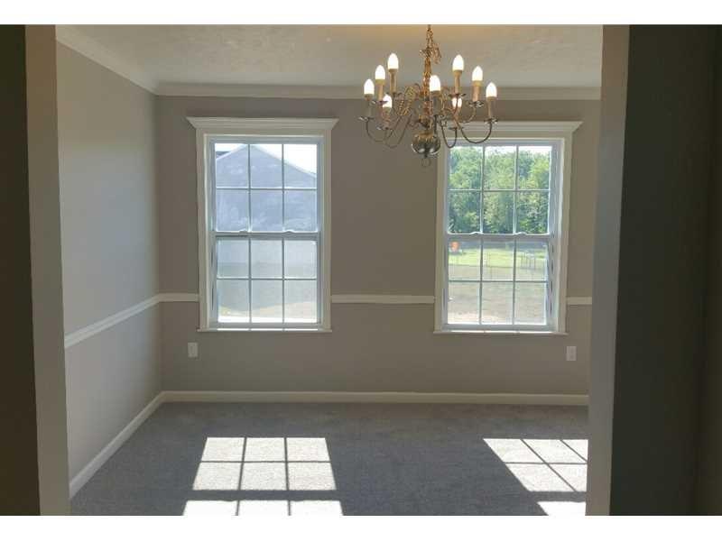 263 Foxwood Road Coraopolis, PA 15108 - Photo 5 of 10 Gallery Image 5