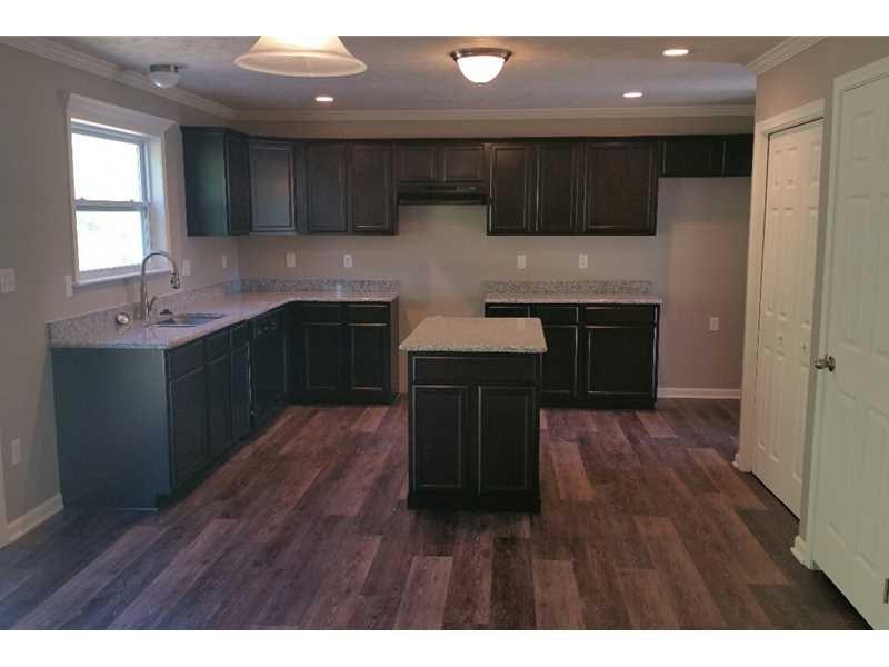 263 Foxwood Road Coraopolis, PA 15108 - Photo 8 of 10 Gallery Image 8