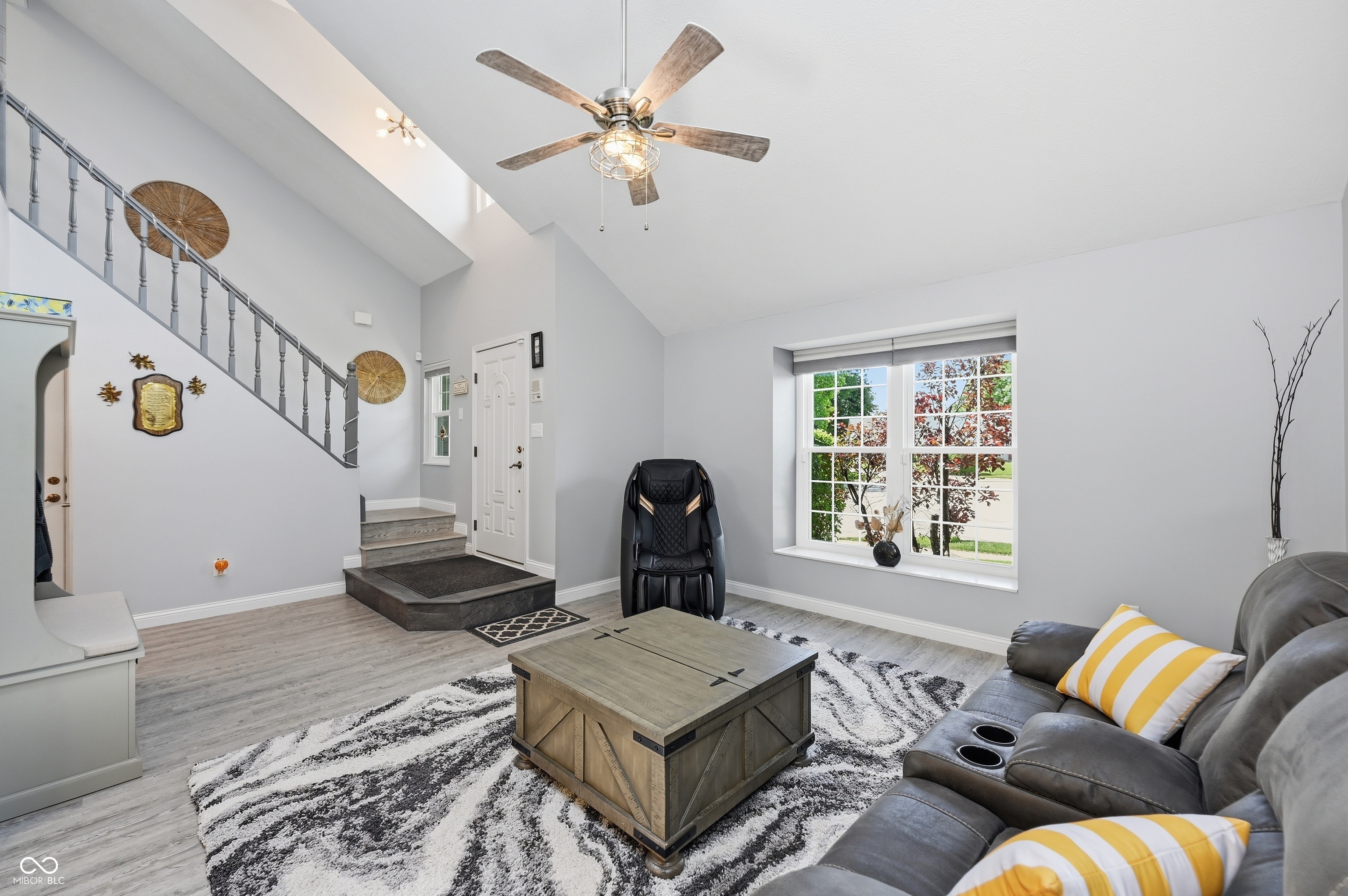 275 Inland Circle Avon, IN 46123 - Photo 6 of 57