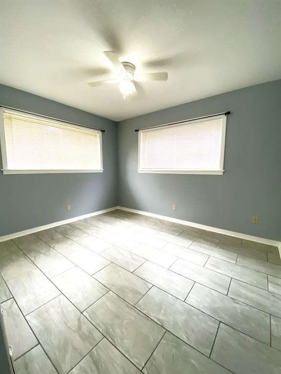 810 Poleman Road Shreveport, LA 71107 - Photo 15 of 25 a view of empty room with window