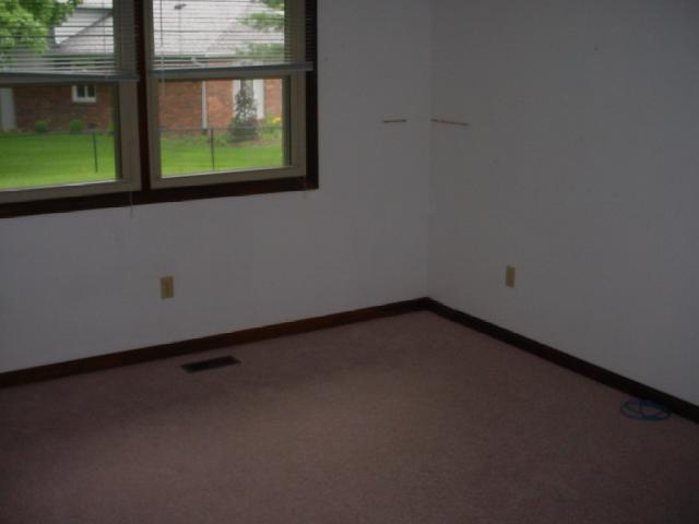 6 Summit Ridge Court Greenwood, IN 46142 - Photo 10 of 11 Gallery Image 10