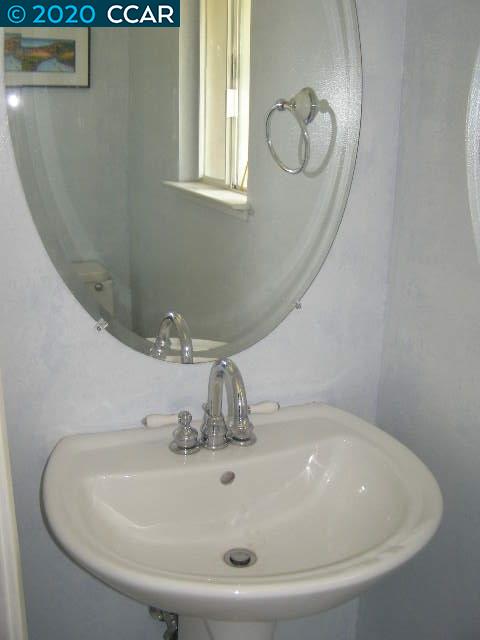 5474 Roundtree Place, Unit C Concord, CA 94521 - Photo 14 of 19