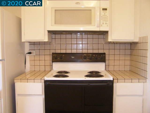 5474 Roundtree Place, Unit C Concord, CA 94521 - Photo 8 of 19