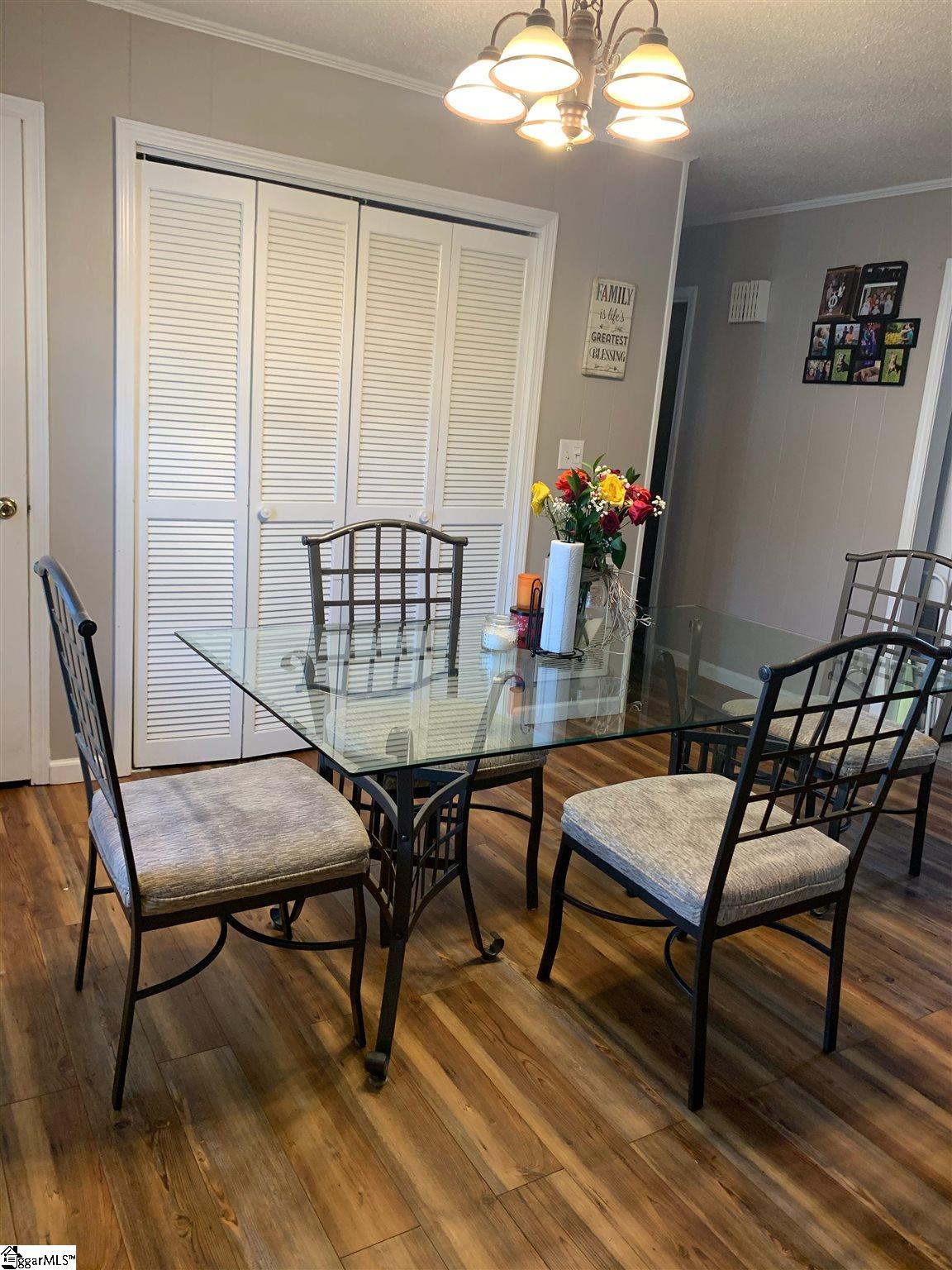 204 Mark Street Easley, SC 29640 - Photo 3 of 11 Gallery Image 3