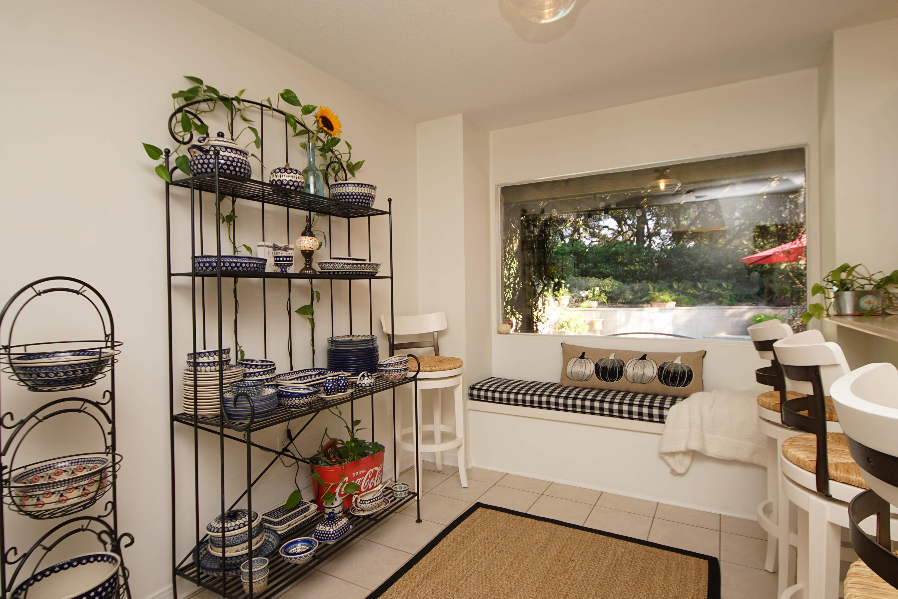 216 Country Club Road Shalimar, FL 32579 - Photo 20 of 59 a view of a living room and bedroom