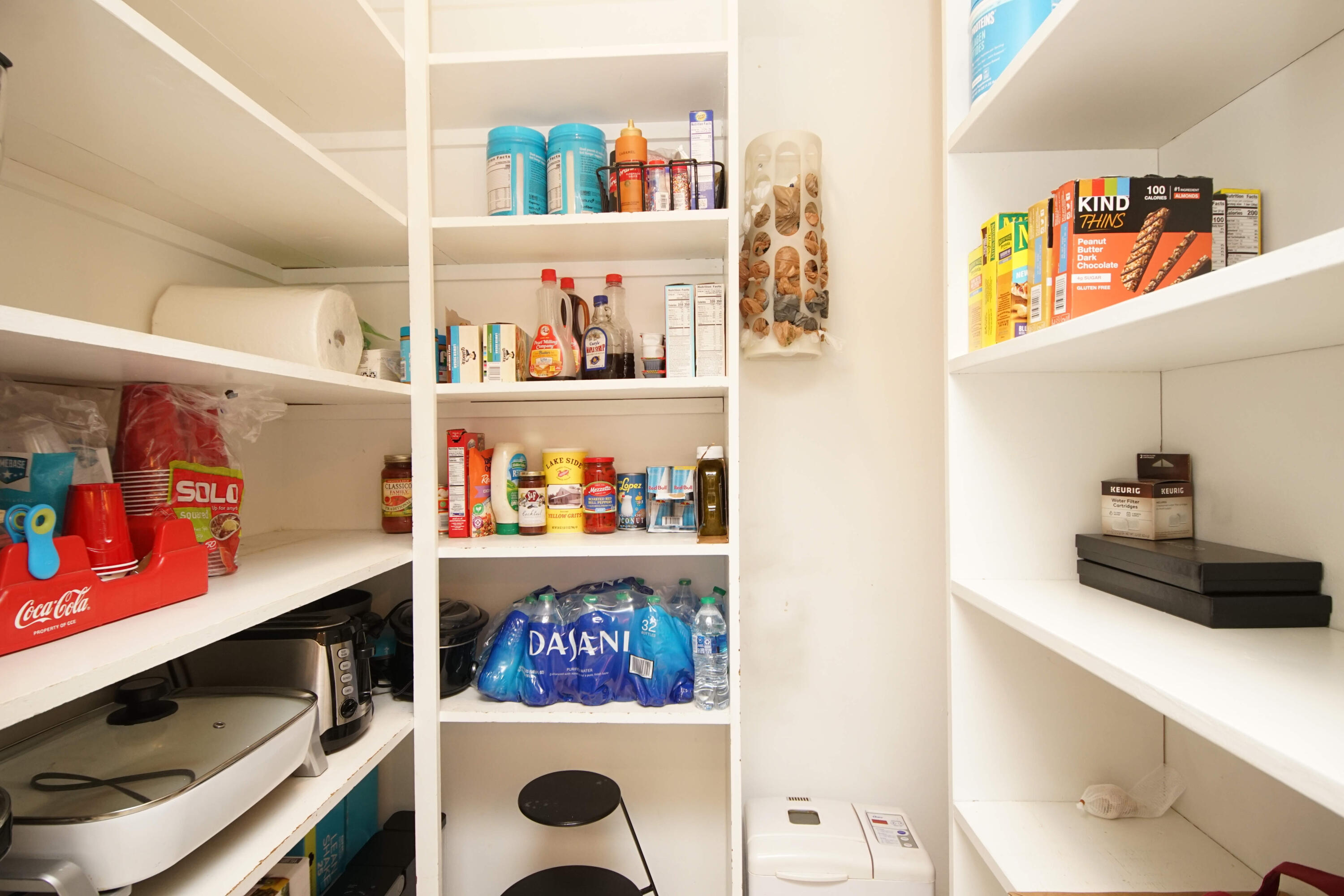 216 Country Club Road Shalimar, FL 32579 - Photo 22 of 59 KitchenPantry