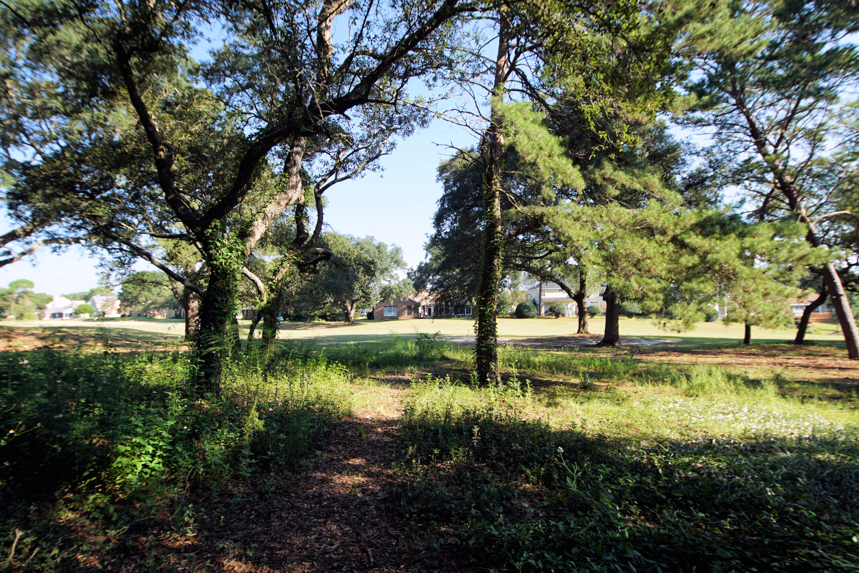 216 Country Club Road Shalimar, FL 32579 - Photo 58 of 59 GolfCourse2