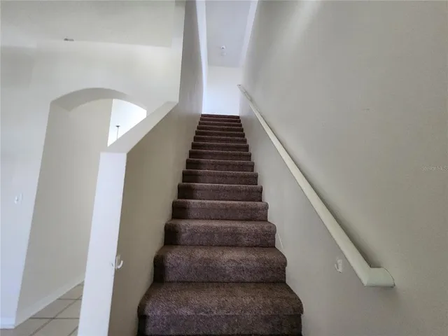 an empty room with closet