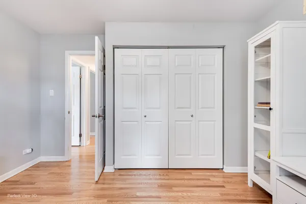 $579,000 | 1003 West Hintz Road, Arlington Heights, IL 60004