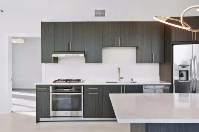 $3,795 | 1240 South 2nd Street, Unit 232, Minneapolis, MN 55415