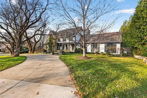 $2,150,000 | 2504 West 70th Terrace, Mission Hills, KS 66208