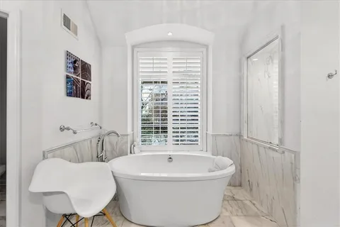 $2,150,000 | 2504 West 70th Terrace, Mission Hills, KS 66208