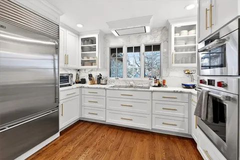 $2,150,000 | 2504 West 70th Terrace, Mission Hills, KS 66208