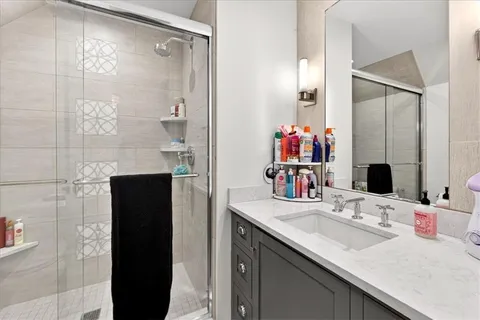 $2,150,000 | 2504 West 70th Terrace, Mission Hills, KS 66208