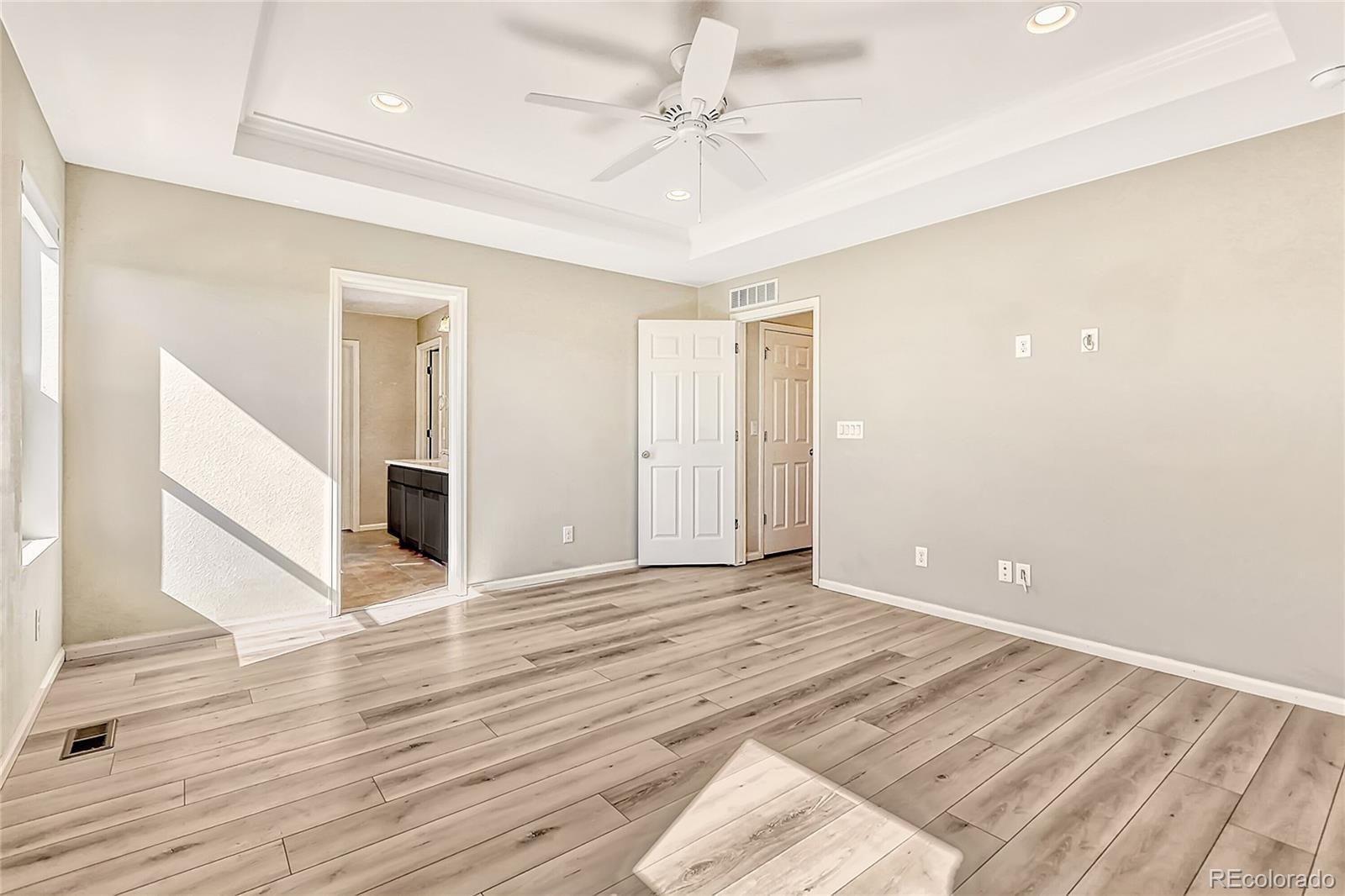 4716 Jasper Street Denver, CO 80239 - Photo 12 of 31