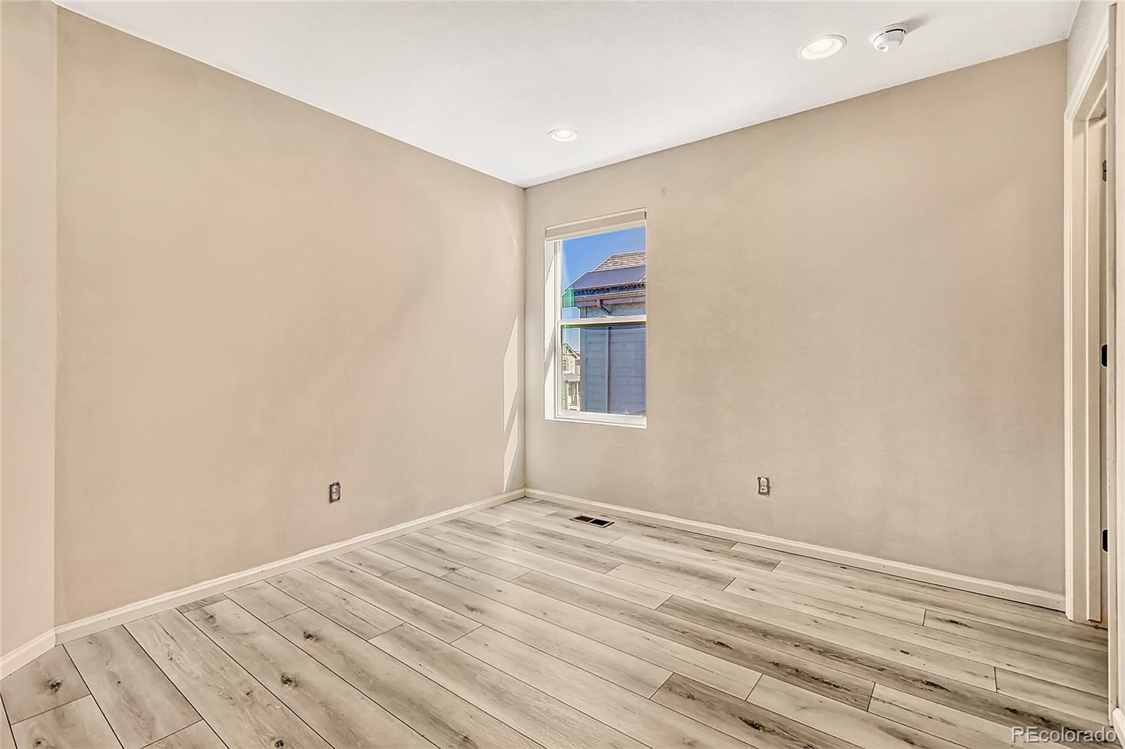 4716 Jasper Street Denver, CO 80239 - Photo 16 of 31