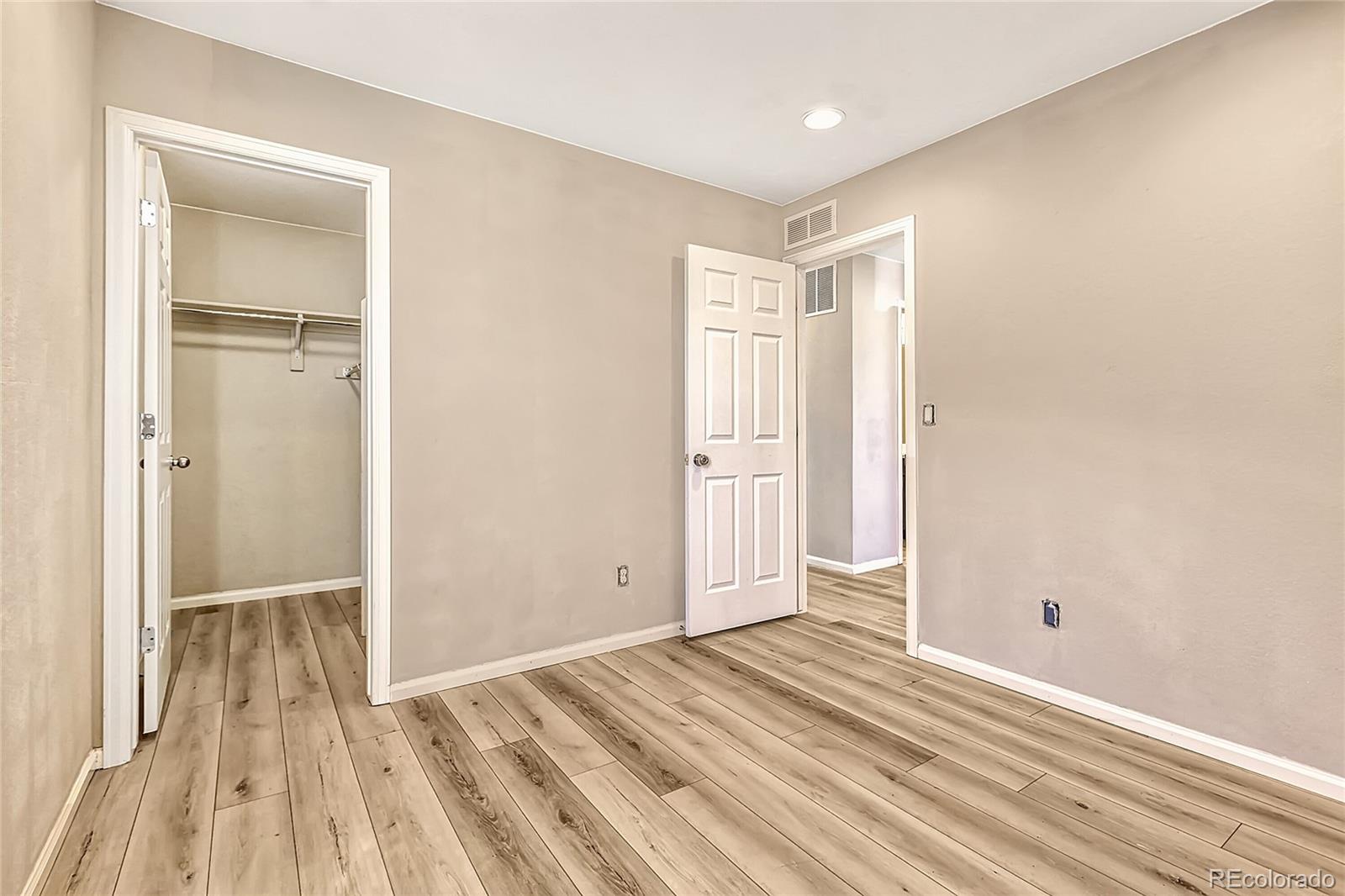 4716 Jasper Street Denver, CO 80239 - Photo 17 of 31