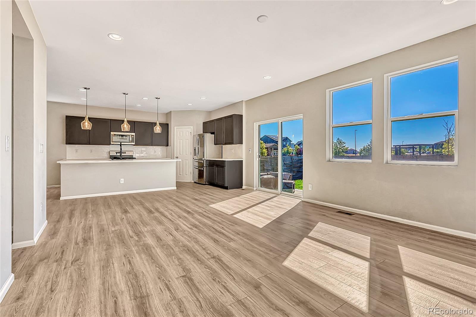 4716 Jasper Street Denver, CO 80239 - Photo 9 of 31