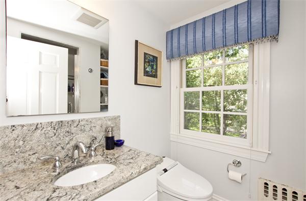 47 Arapahoe Road Newton, MA 02465 - Photo 17 of 21