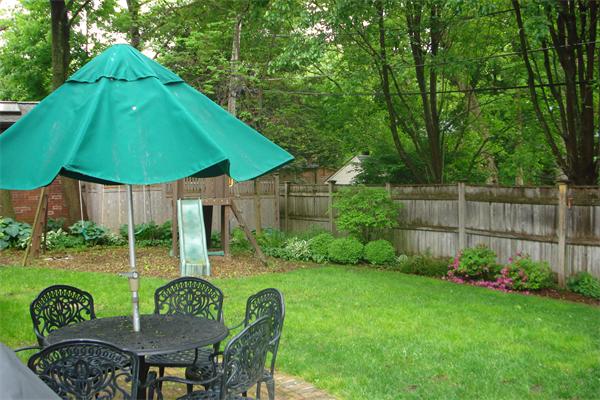 47 Arapahoe Road Newton, MA 02465 - Photo 2 of 21