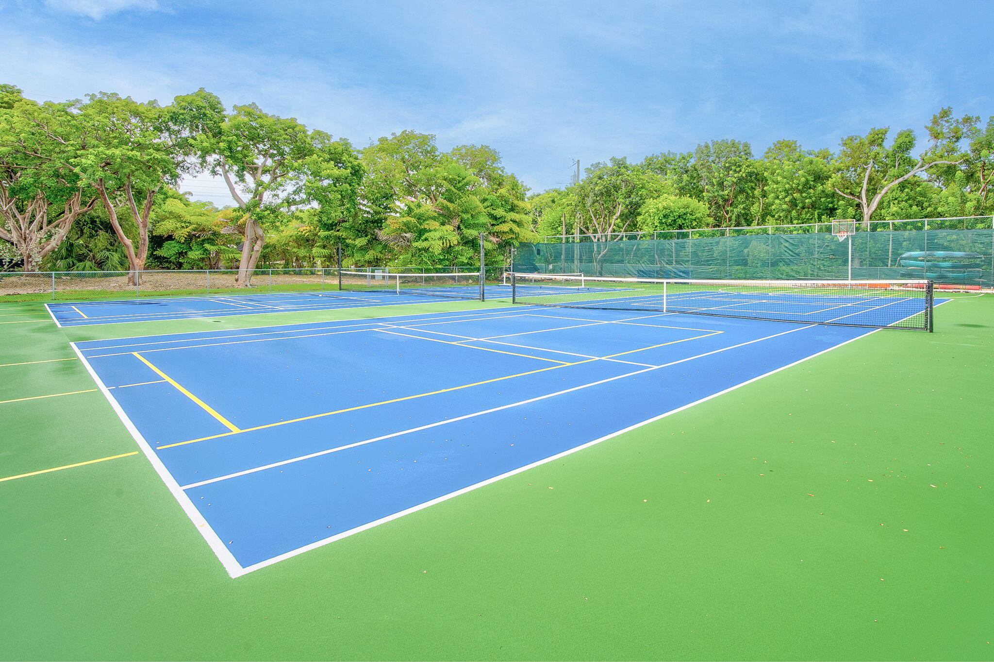 98422 Windward Avenue Key Largo, FL 33037 - Photo 37 of 44 a view of a tennis court