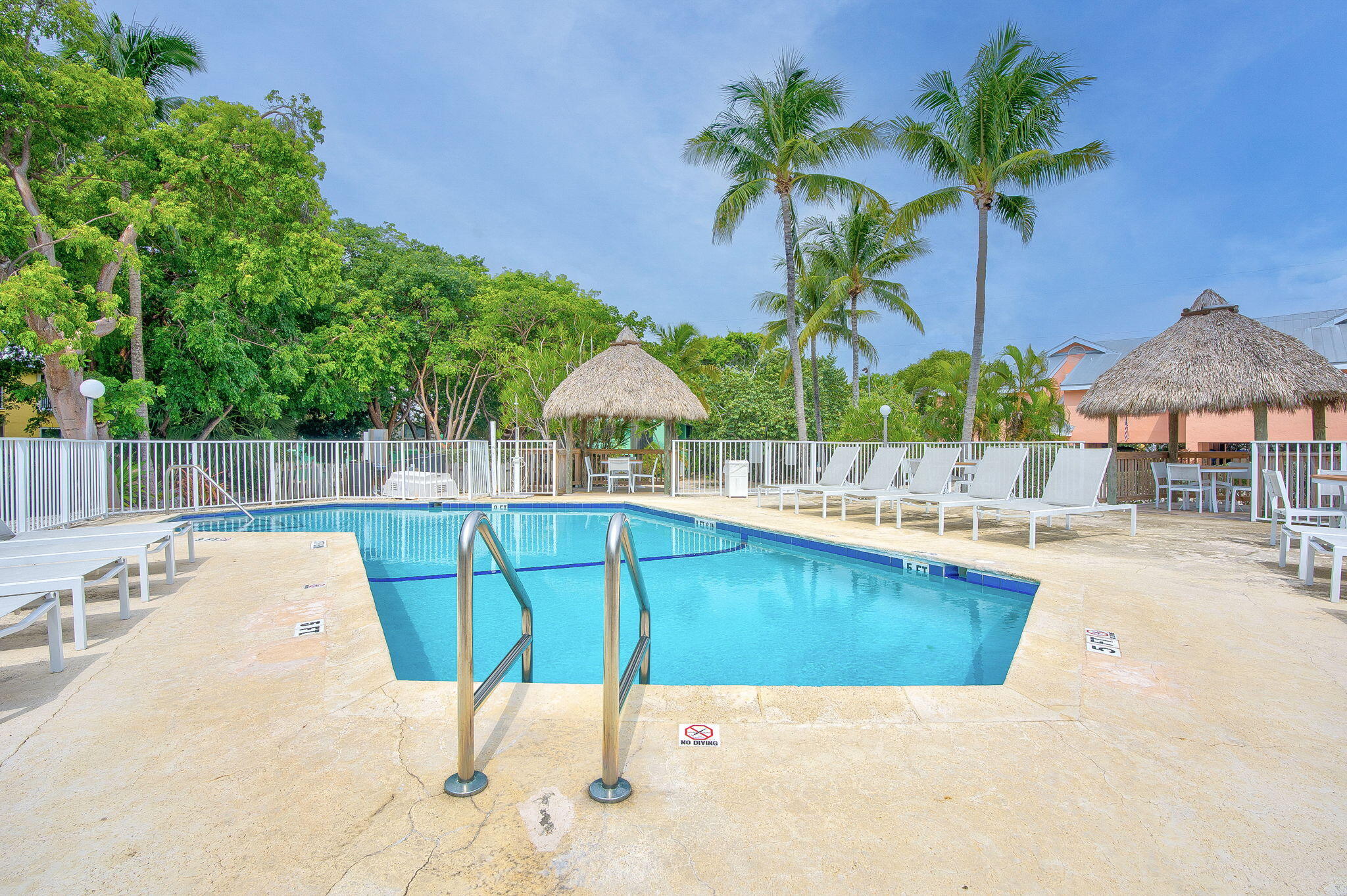 98422 Windward Avenue Key Largo, FL 33037 - Photo 41 of 44 42