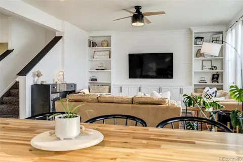 $684,999 | 22521 East Radcliff Drive, Aurora, CO 80015