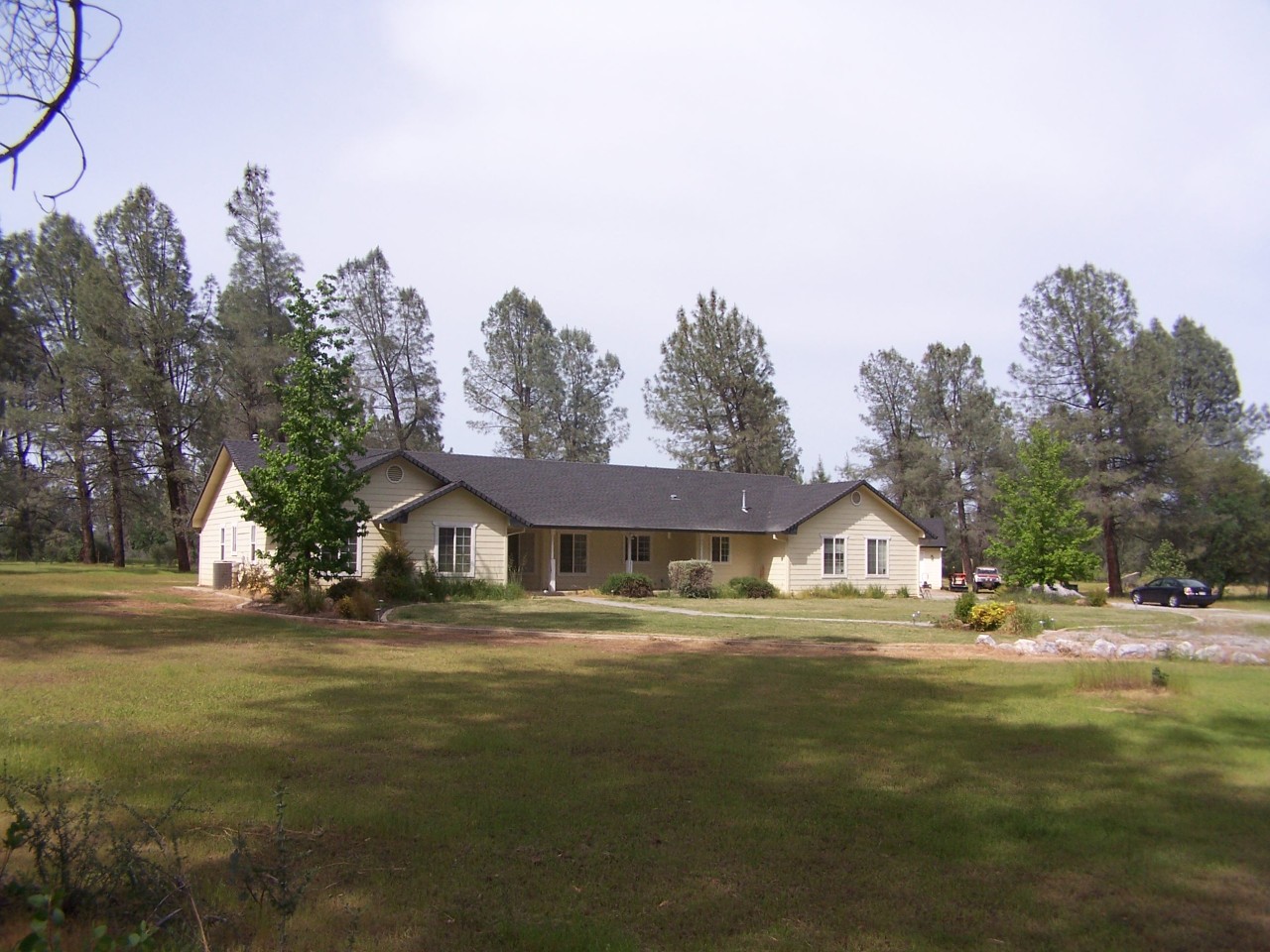 16144 Zandell Road Anderson, CA 96007 - Photo 21 of 24 Front of home