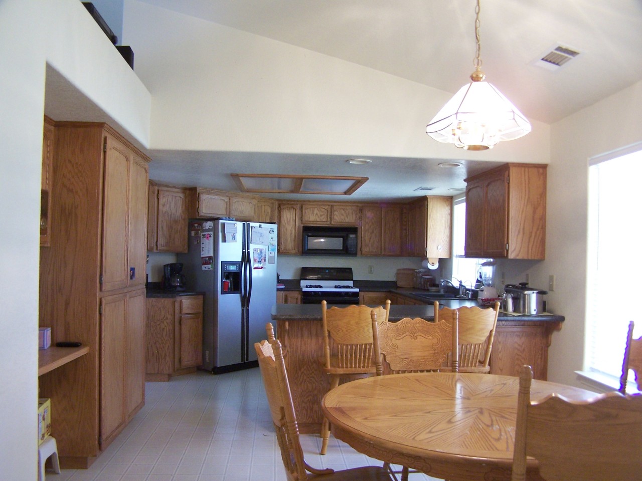 16144 Zandell Road Anderson, CA 96007 - Photo 6 of 24 Kitchen from nook