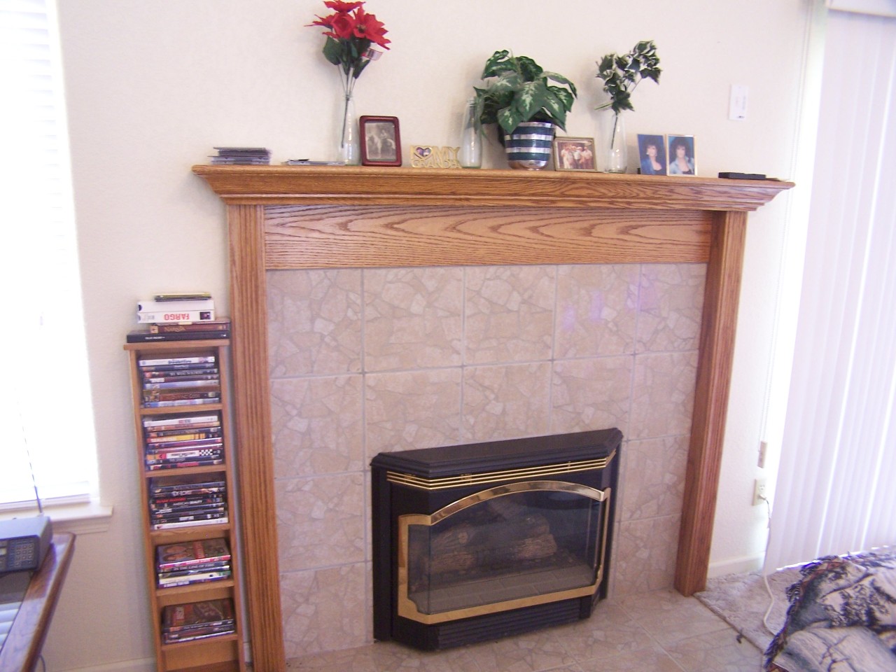 16144 Zandell Road Anderson, CA 96007 - Photo 8 of 24 Fireplace in living room
