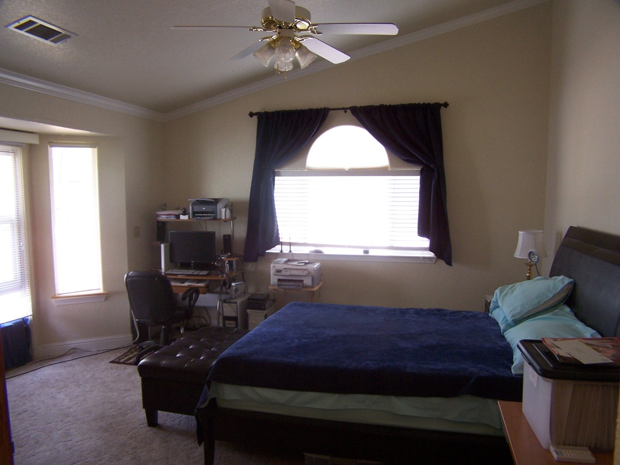 16144 Zandell Road Anderson, CA 96007 - Photo 10 of 24 Master Suite