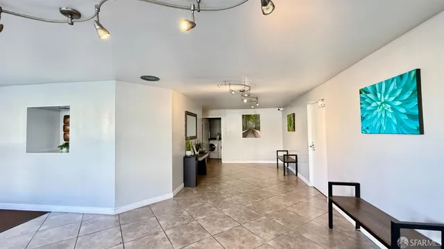 $425,000 | 330 Vernon Street, Unit 111, Oakland, CA 94610