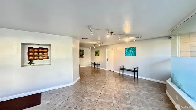 $425,000 | 330 Vernon Street, Unit 111, Oakland, CA 94610