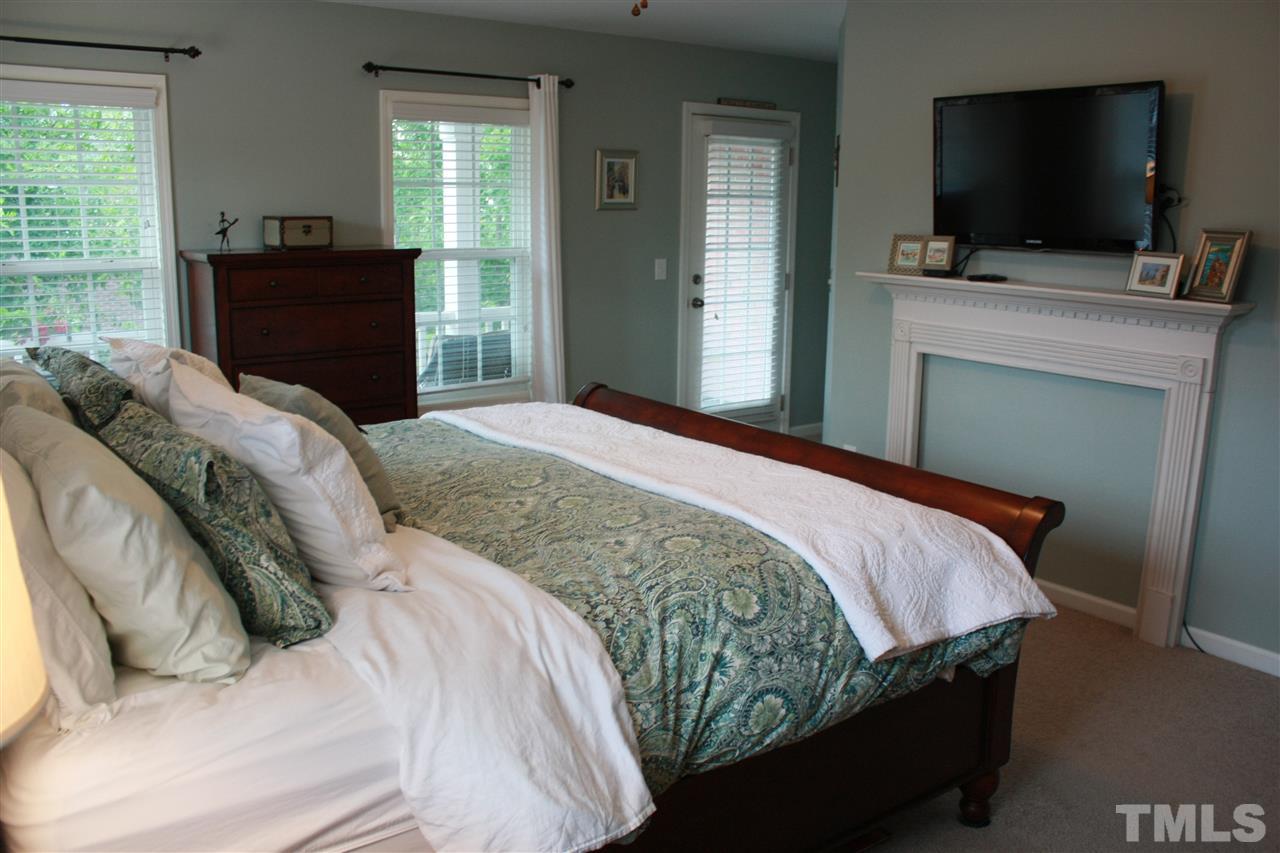 1325 Still Monument Way Raleigh, NC 27603 - Photo 15 of 24 Gallery Image 15