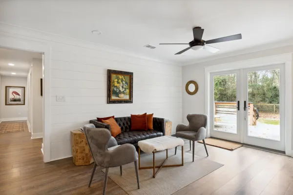 $5,500 | 31 Farmfield Avenue, Charleston, SC 29407
