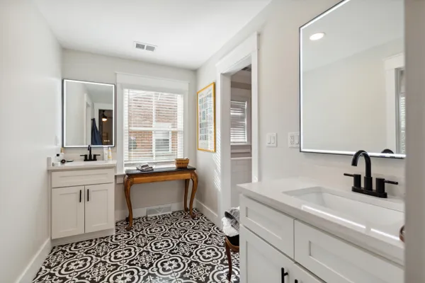 $5,500 | 31 Farmfield Avenue, Charleston, SC 29407