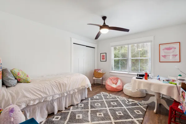 $5,500 | 31 Farmfield Avenue, Charleston, SC 29407